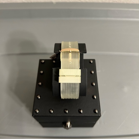 Brand New Watch - Picture 9 of 12